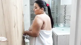 نيك اخت الزوجة السمينة المربربة - سكس امريكي شرموطة تتناك من زوج اختها